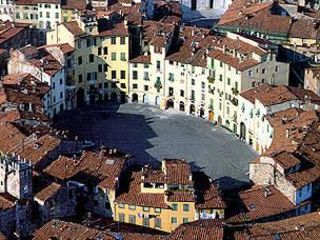 Piazza dell'Anfiteatro